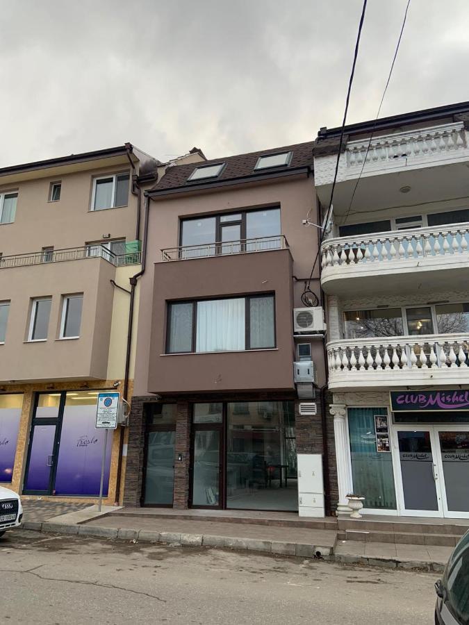 Апартамент Мишел Szamokov Kültér fotó